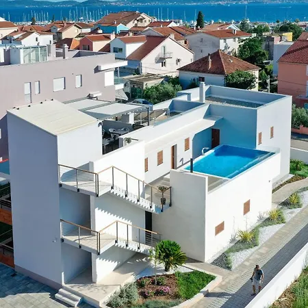 Apartment Lena Luxury