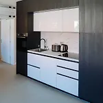 شقة Lena Luxury زادار