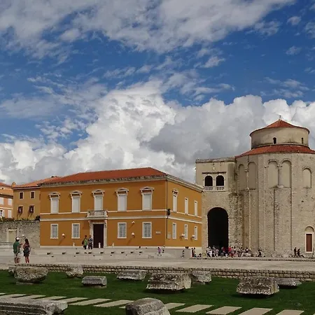 Lena Luxury * Zadar