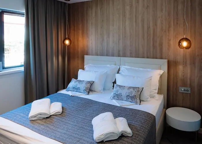 Lena Luxury Apartmán *