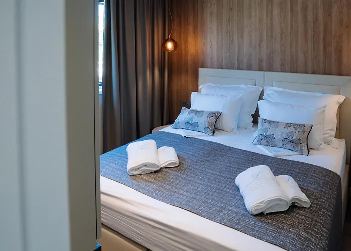 Lena Luxury Apartment