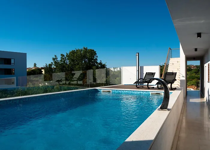 Lena Luxury Apartmán